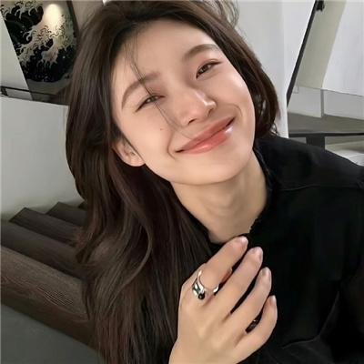 贺先生又在哄他的白月光了